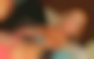 Cunnilingus profonds et jeux de godes pour deux belles bimbos lesbiennes avec Janet Wild et Jessica Moore