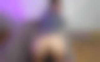 Petite amie Bratty obtient ce dont elle a besoin