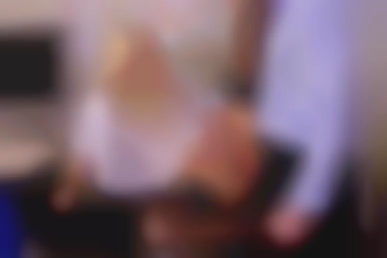 Jessie, la secrétaire médicale sodomisée